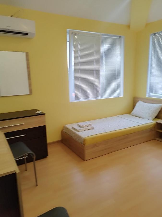 Family Hotel Kentavar 2 비알라 외부 사진