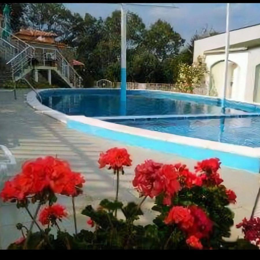 Family Hotel Kentavar 2 비알라 외부 사진